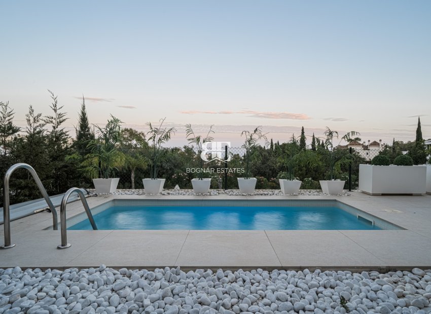 Herverkoop - apartment -
Benahavis - La Quinta