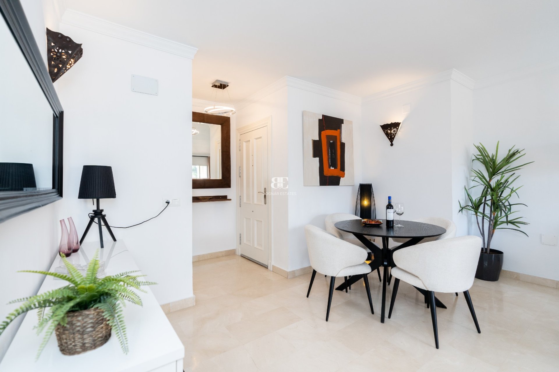 Herverkoop - apartment -
Benahavis - La Quinta