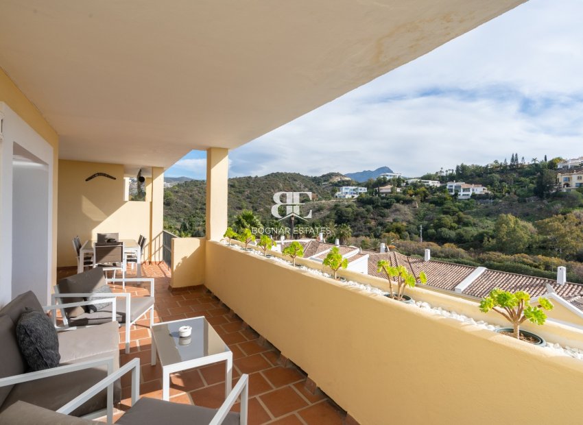 Herverkoop - apartment -
Benahavis - La Quinta