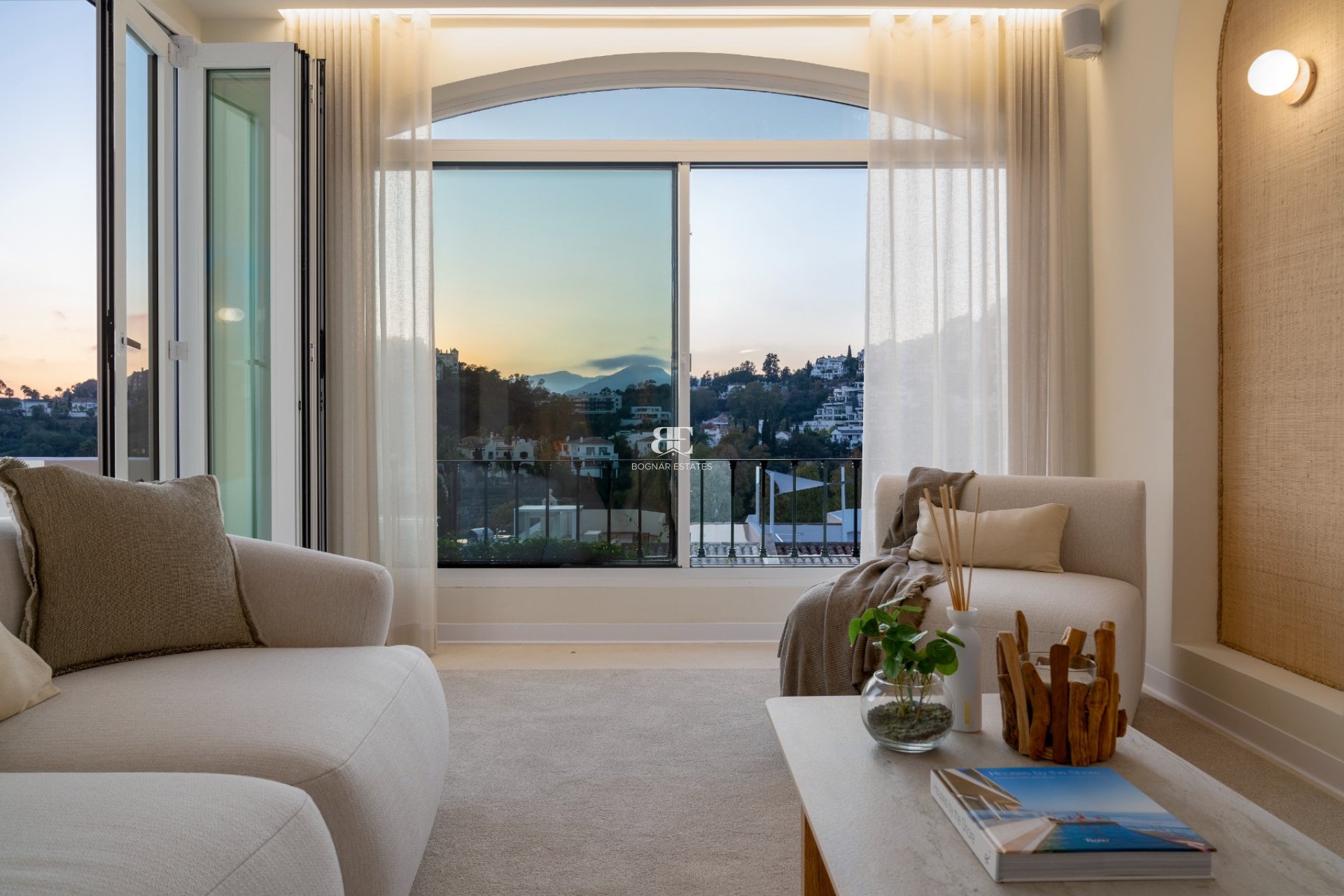 Herverkoop - apartment -
Benahavis - La Quinta