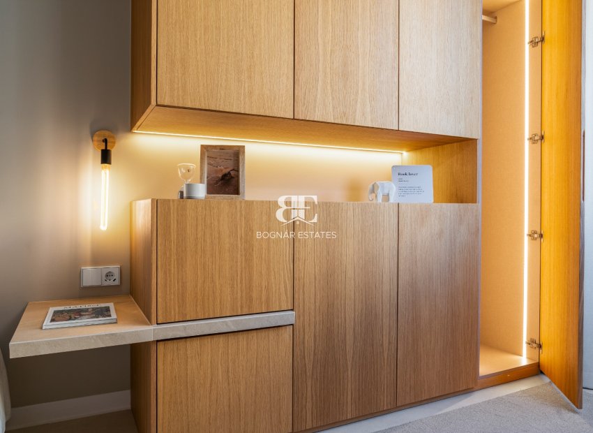Herverkoop - apartment -
Benahavis - La Quinta