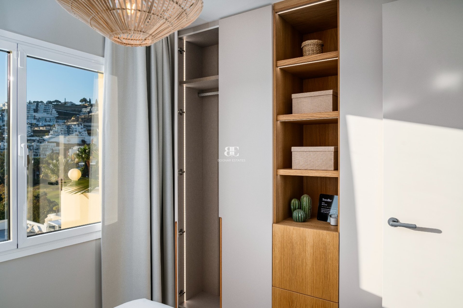 Herverkoop - apartment -
Benahavis - La Quinta
