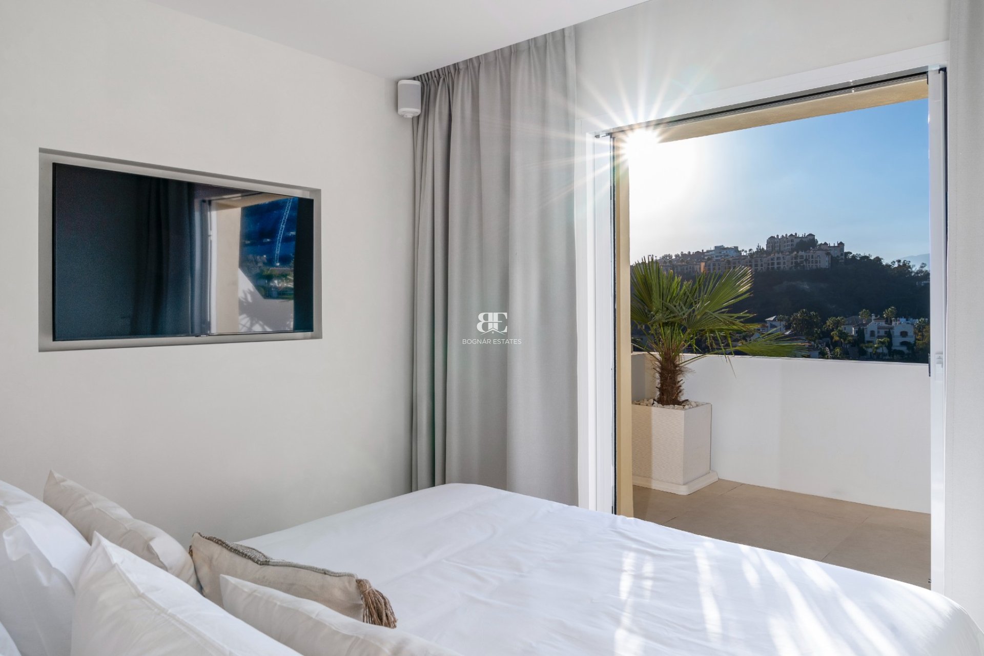 Herverkoop - apartment -
Benahavis - La Quinta