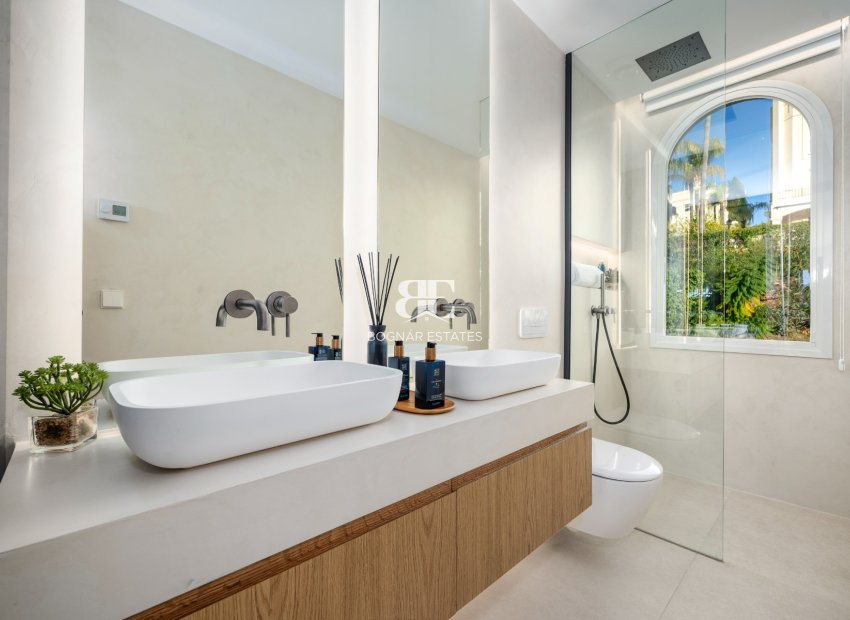 Herverkoop - apartment -
Benahavis - La Quinta
