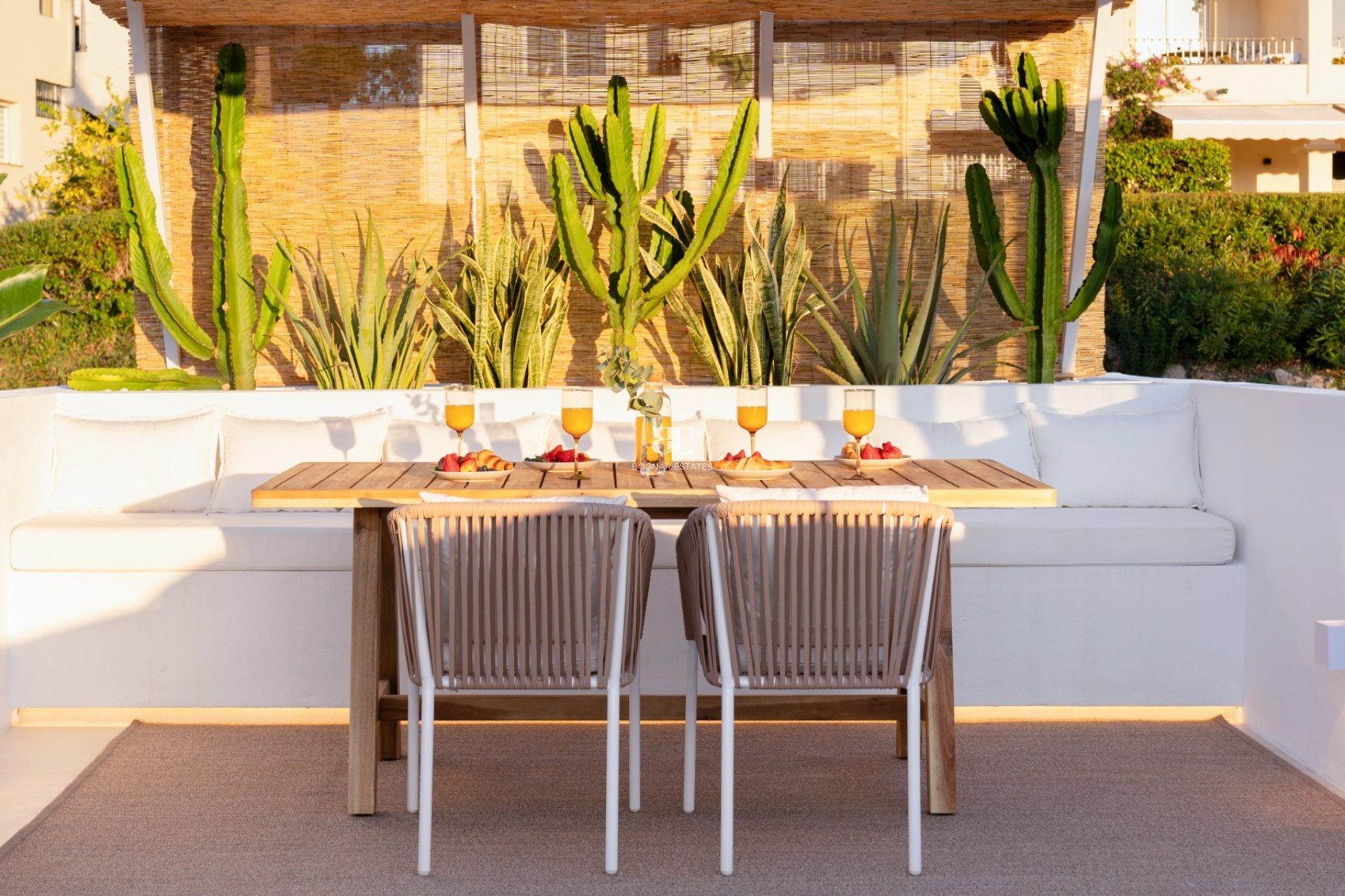 Herverkoop - apartment -
Benahavis - La Quinta