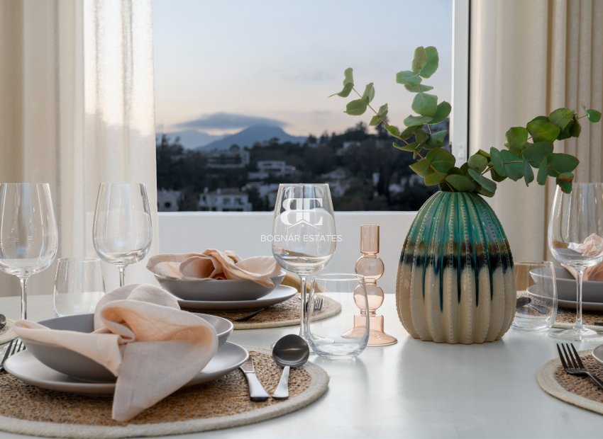 Herverkoop - apartment -
Benahavis - La Quinta