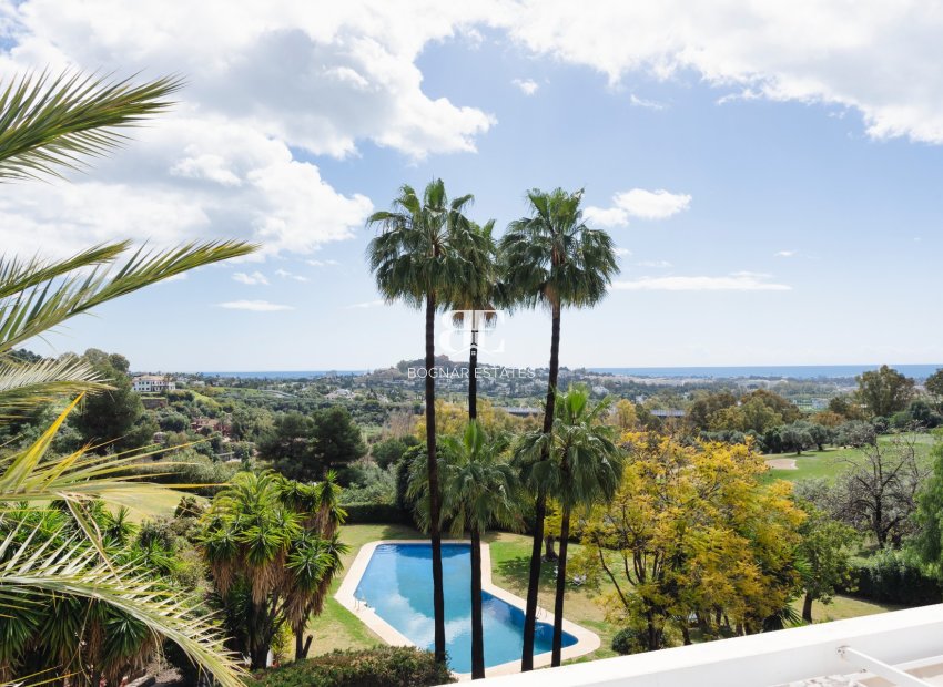 Herverkoop - apartment -
Benahavis - La Quinta