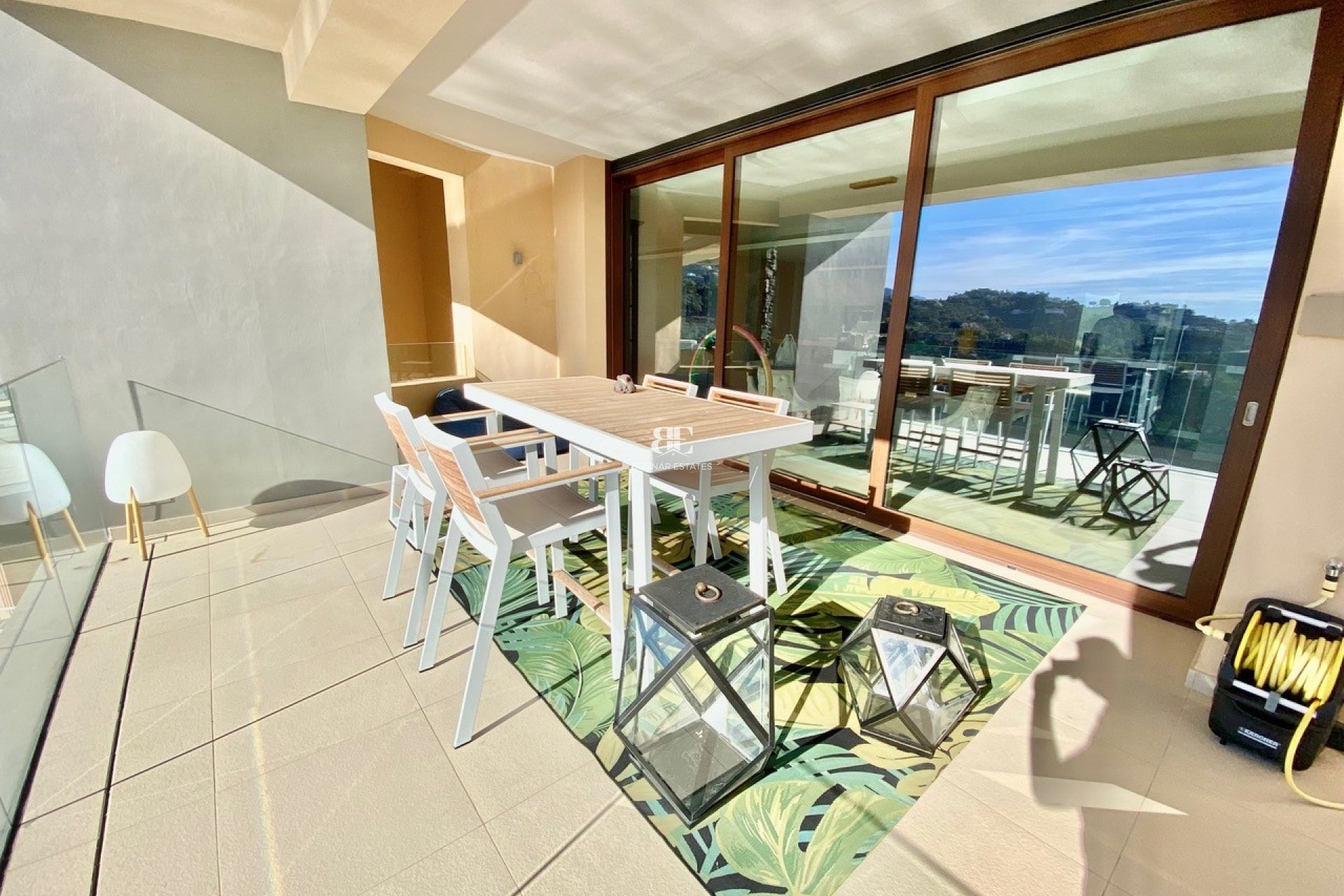 Herverkoop - apartment -
Benahavis - La Quinta