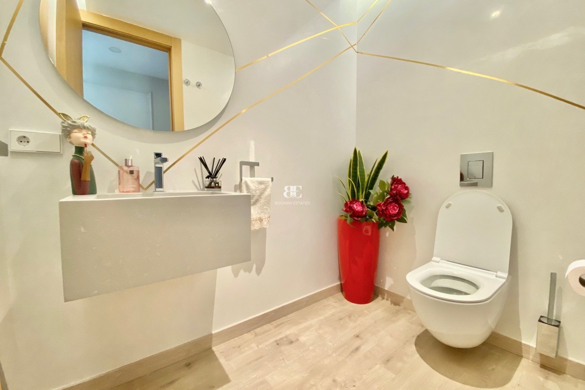 Herverkoop - apartment -
Benahavis - La Quinta