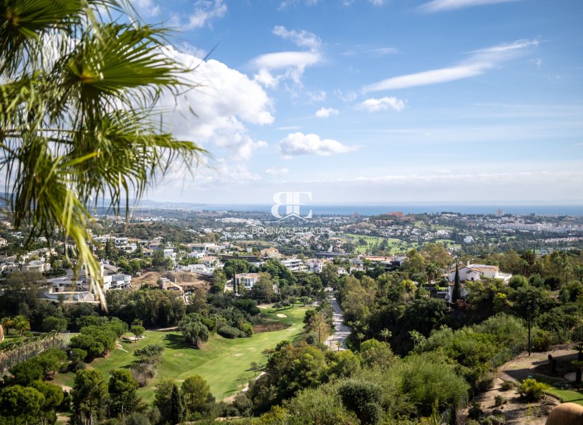 Herverkoop - apartment -
Benahavis - La Quinta