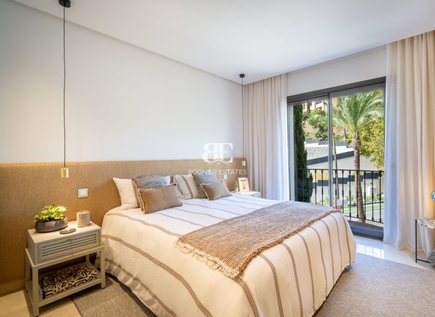 Herverkoop - apartment -
Benahavis - La Quinta