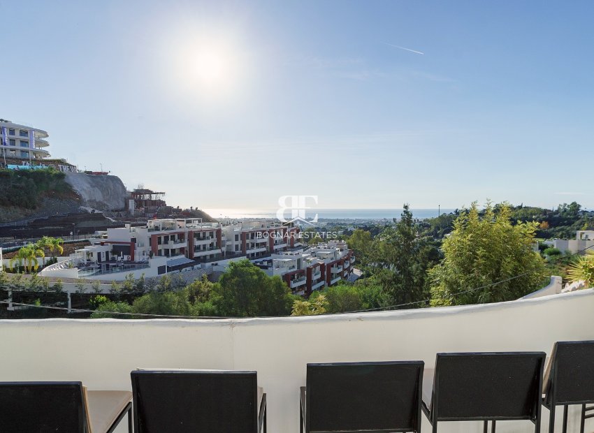 Herverkoop - apartment -
Benahavis - La Quinta