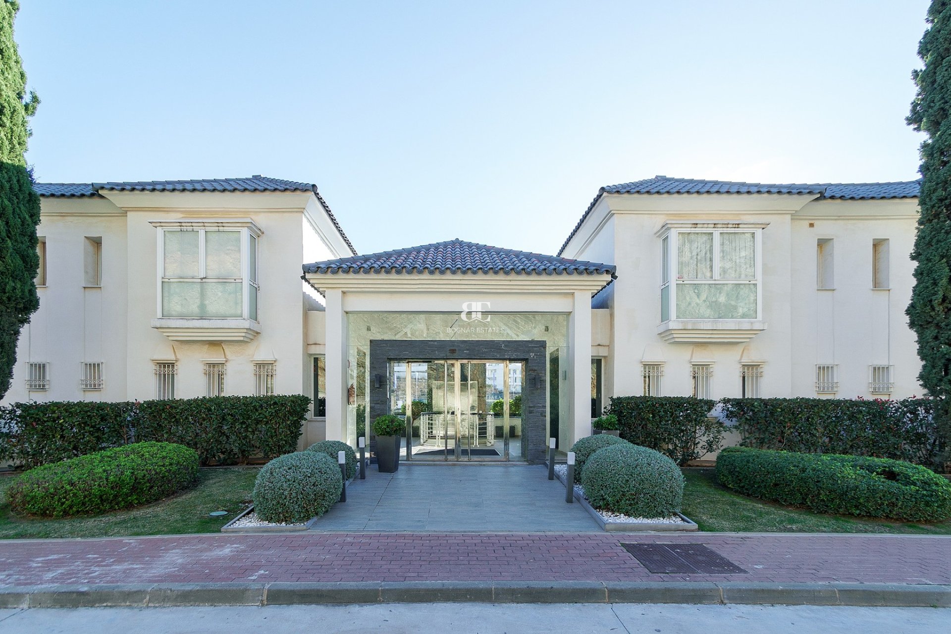Herverkoop - apartment -
Benahavis - La Quinta