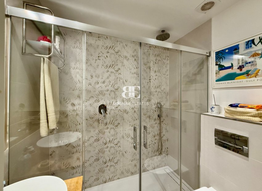 Herverkoop - apartment -
Benahavis - La Quinta