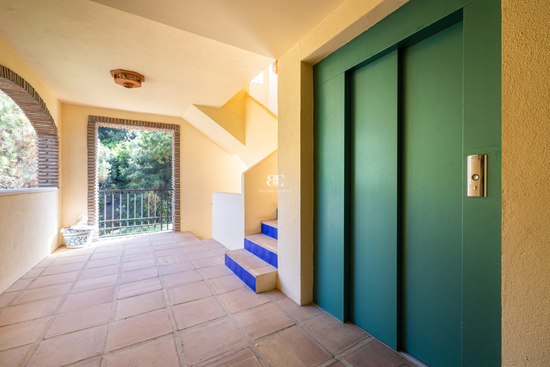Herverkoop - apartment -
Benahavis - Los Arqueros