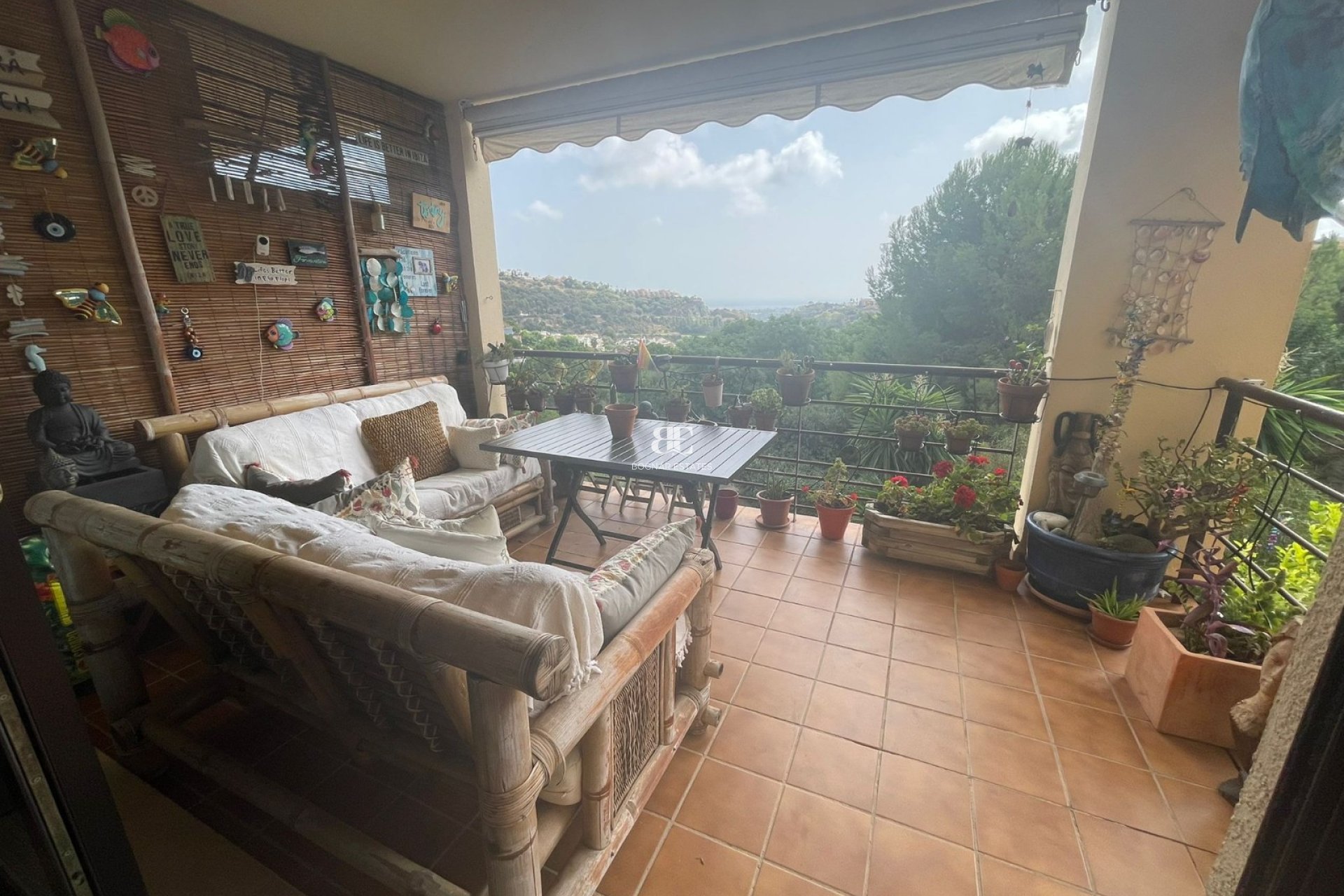 Herverkoop - apartment -
Benahavis - Los Arqueros