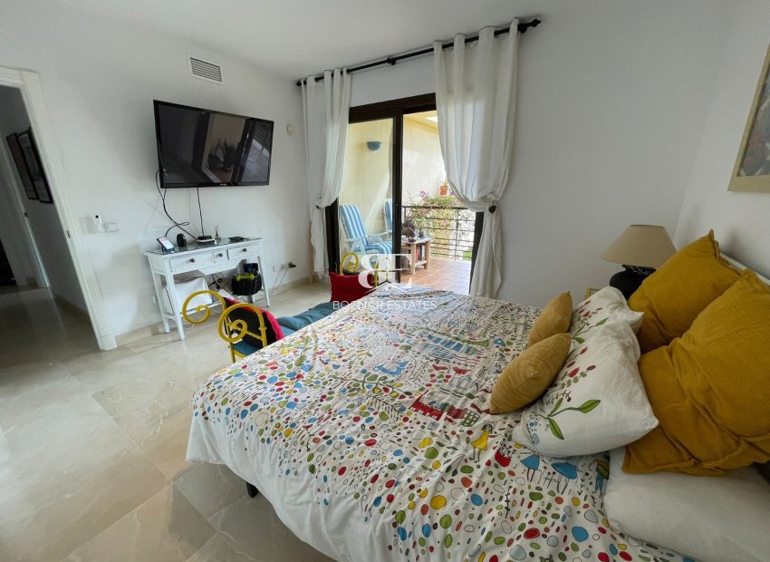Herverkoop - apartment -
Benahavis - Los Arqueros