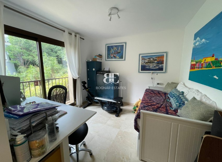 Herverkoop - apartment -
Benahavis - Los Arqueros