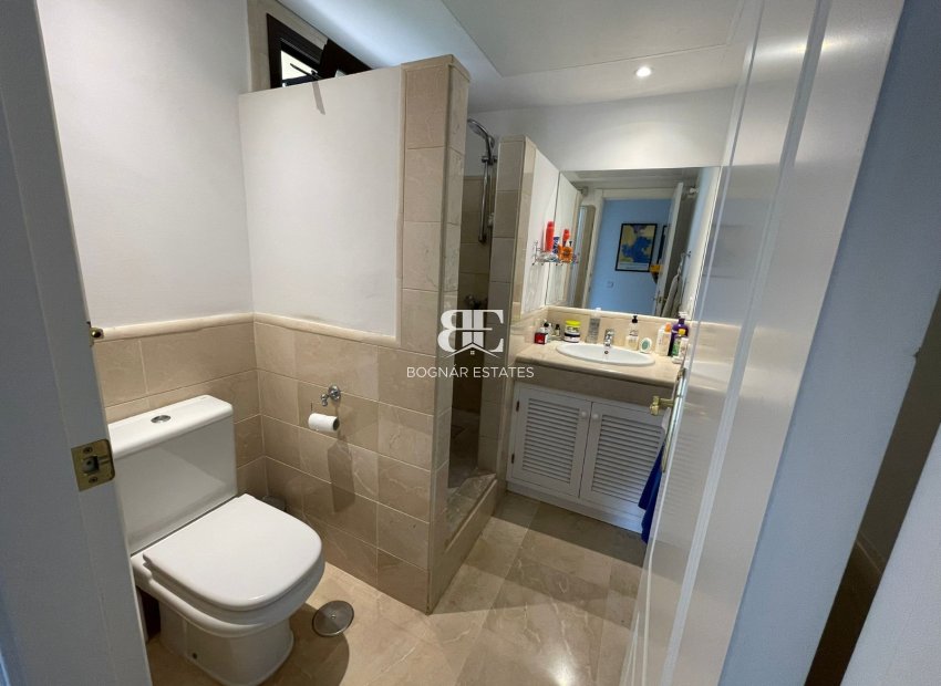 Herverkoop - apartment -
Benahavis - Los Arqueros