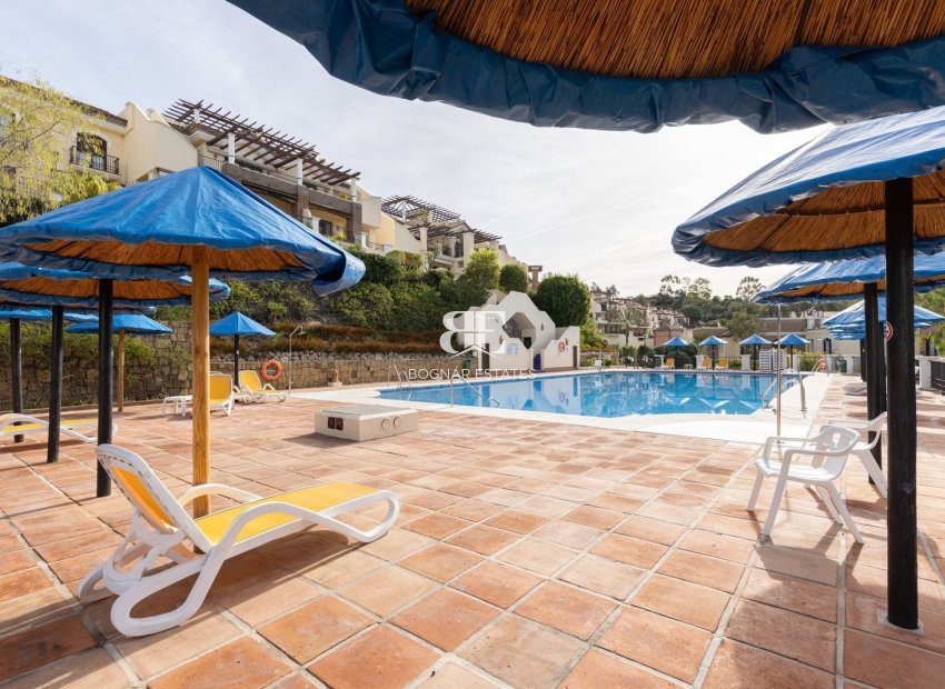 Herverkoop - apartment -
Benahavis - Los Arqueros
