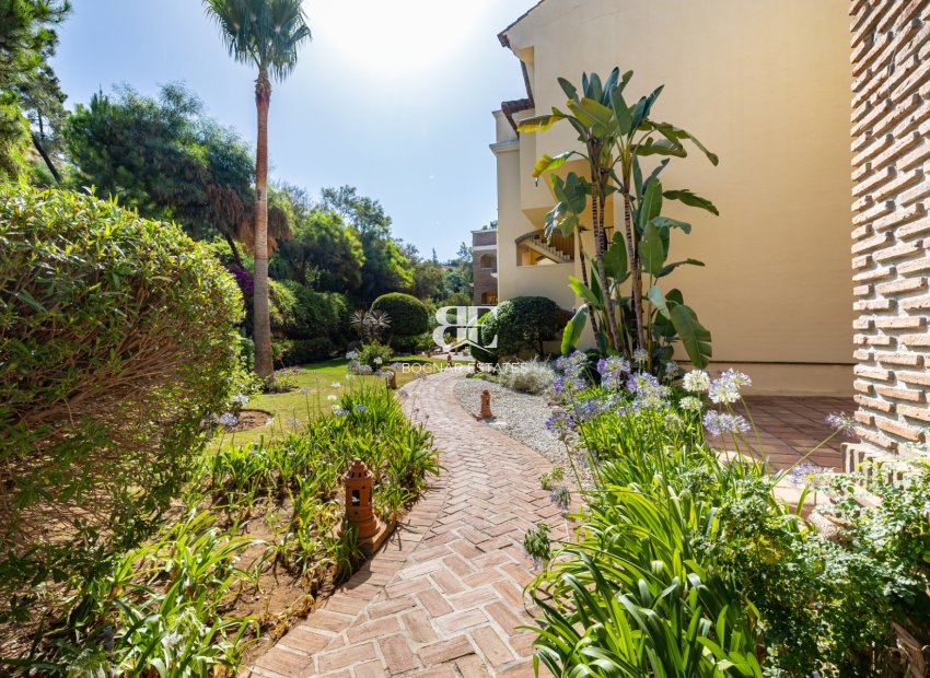 Herverkoop - apartment -
Benahavis - Los Arqueros