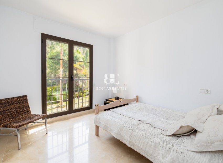 Herverkoop - apartment -
Benahavis - Los Arqueros