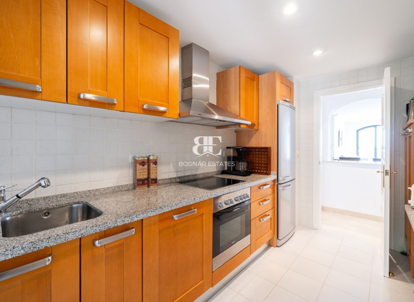 Herverkoop - apartment -
Benahavis - Los Arqueros