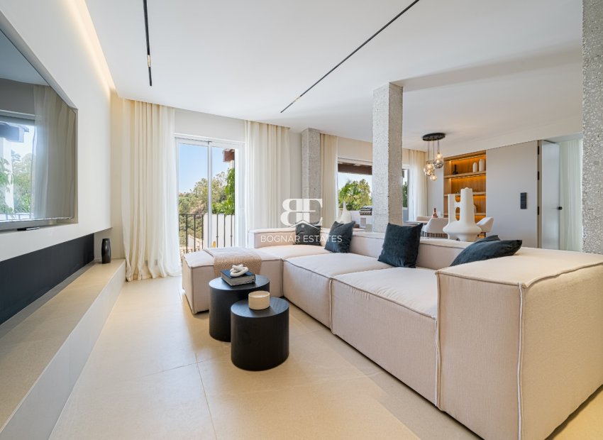 Herverkoop - apartment -
Benahavis - Puerto de los Almendros