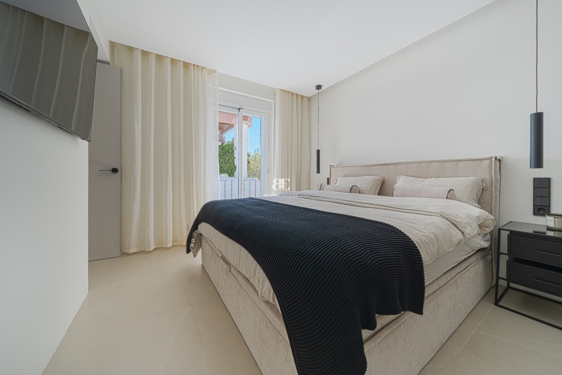 Herverkoop - apartment -
Benahavis - Puerto de los Almendros
