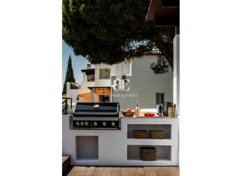 Herverkoop - apartment -
Benahavis - Puerto de los Almendros