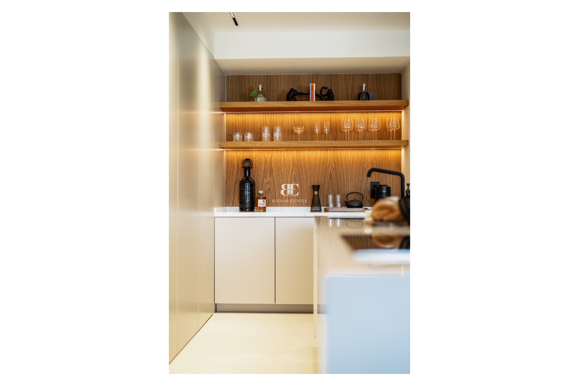 Herverkoop - apartment -
Benahavis - Puerto de los Almendros