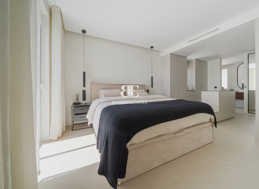 Herverkoop - apartment -
Benahavis - Puerto de los Almendros