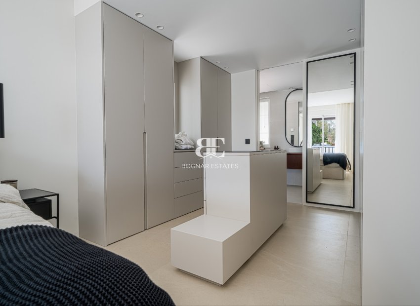 Herverkoop - apartment -
Benahavis - Puerto de los Almendros
