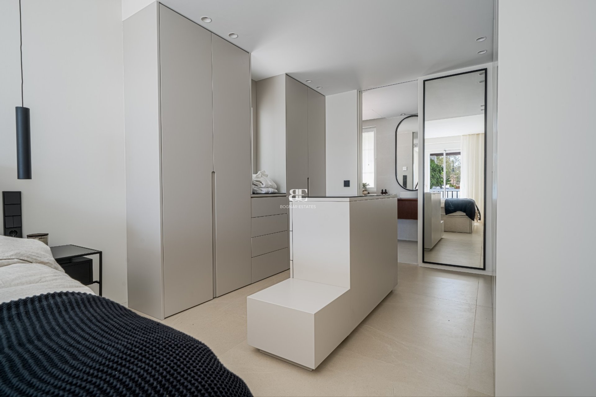 Herverkoop - apartment -
Benahavis - Puerto de los Almendros