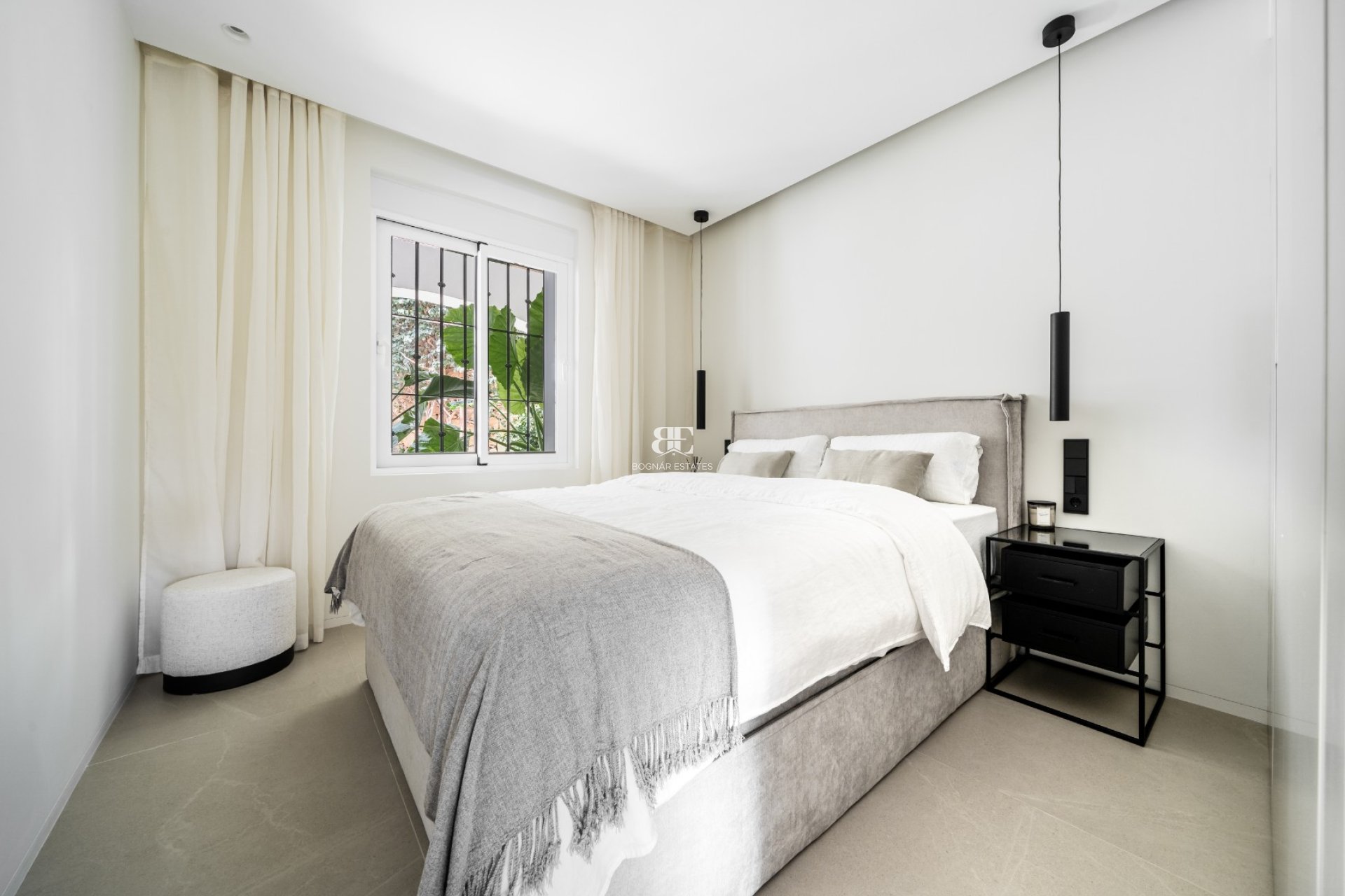Herverkoop - apartment -
Benahavis - Puerto de los Almendros
