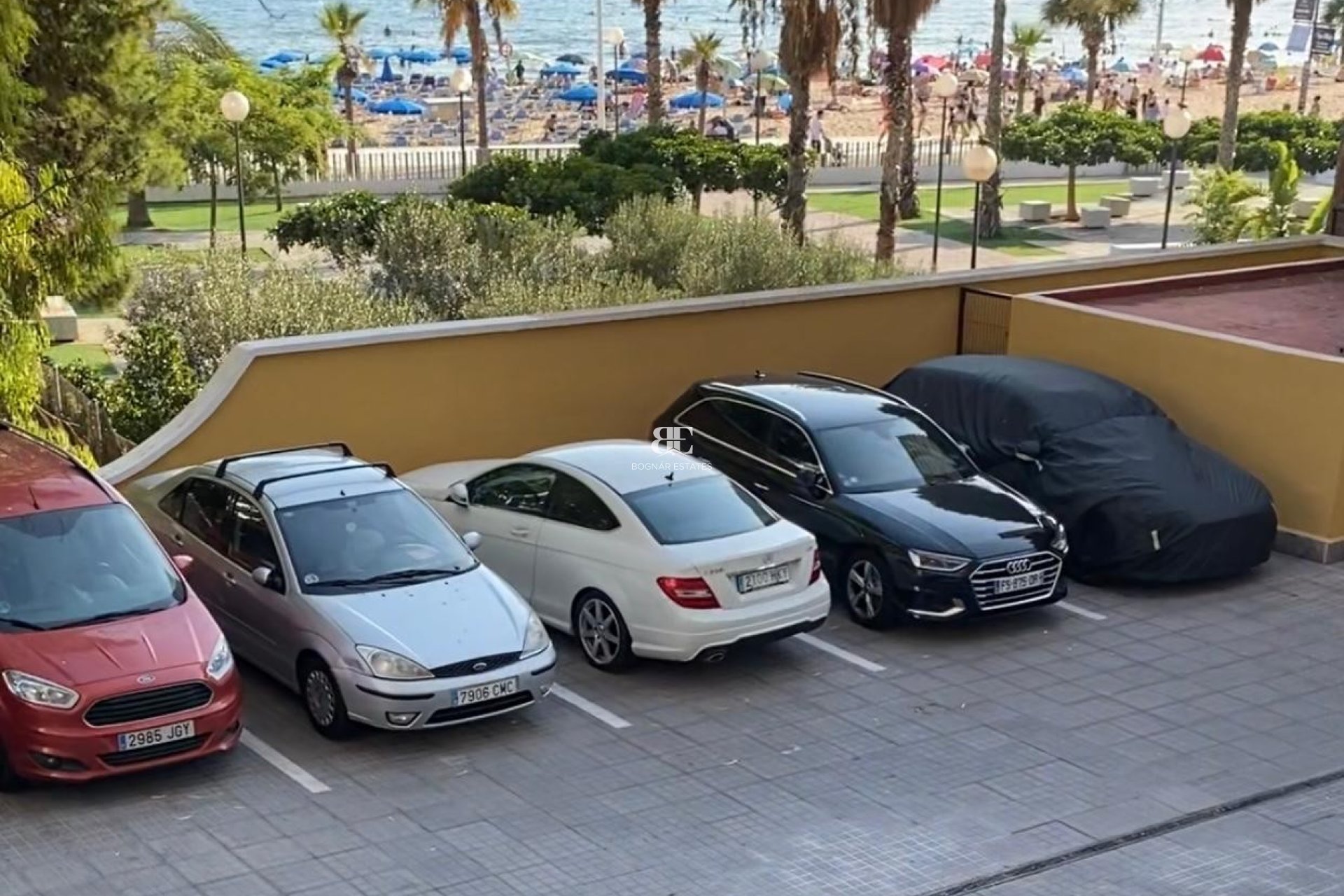 Herverkoop - apartment -
Benidorm - 1ª Linea De Playa