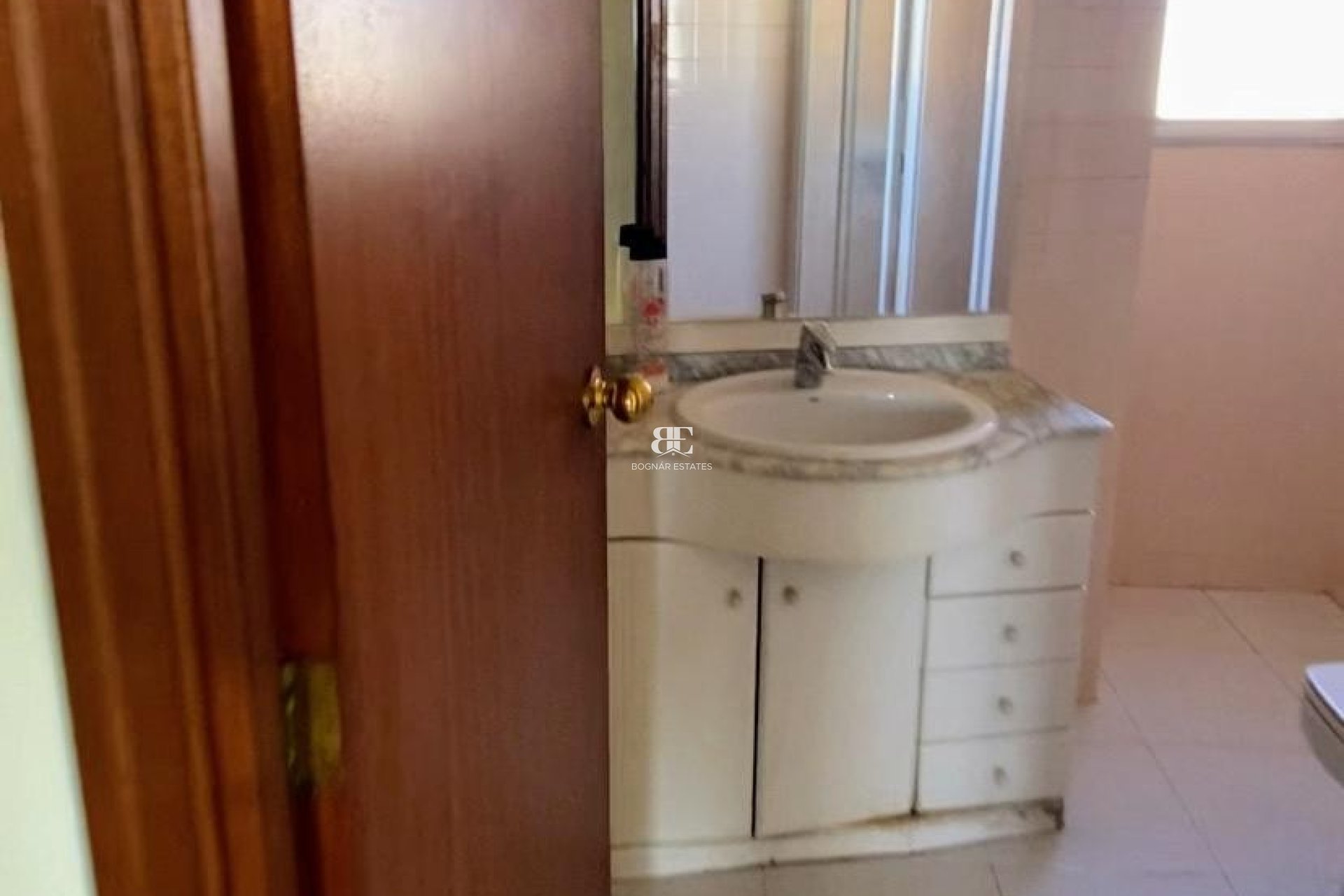 Herverkoop - apartment -
Benidorm - 1ª Linea