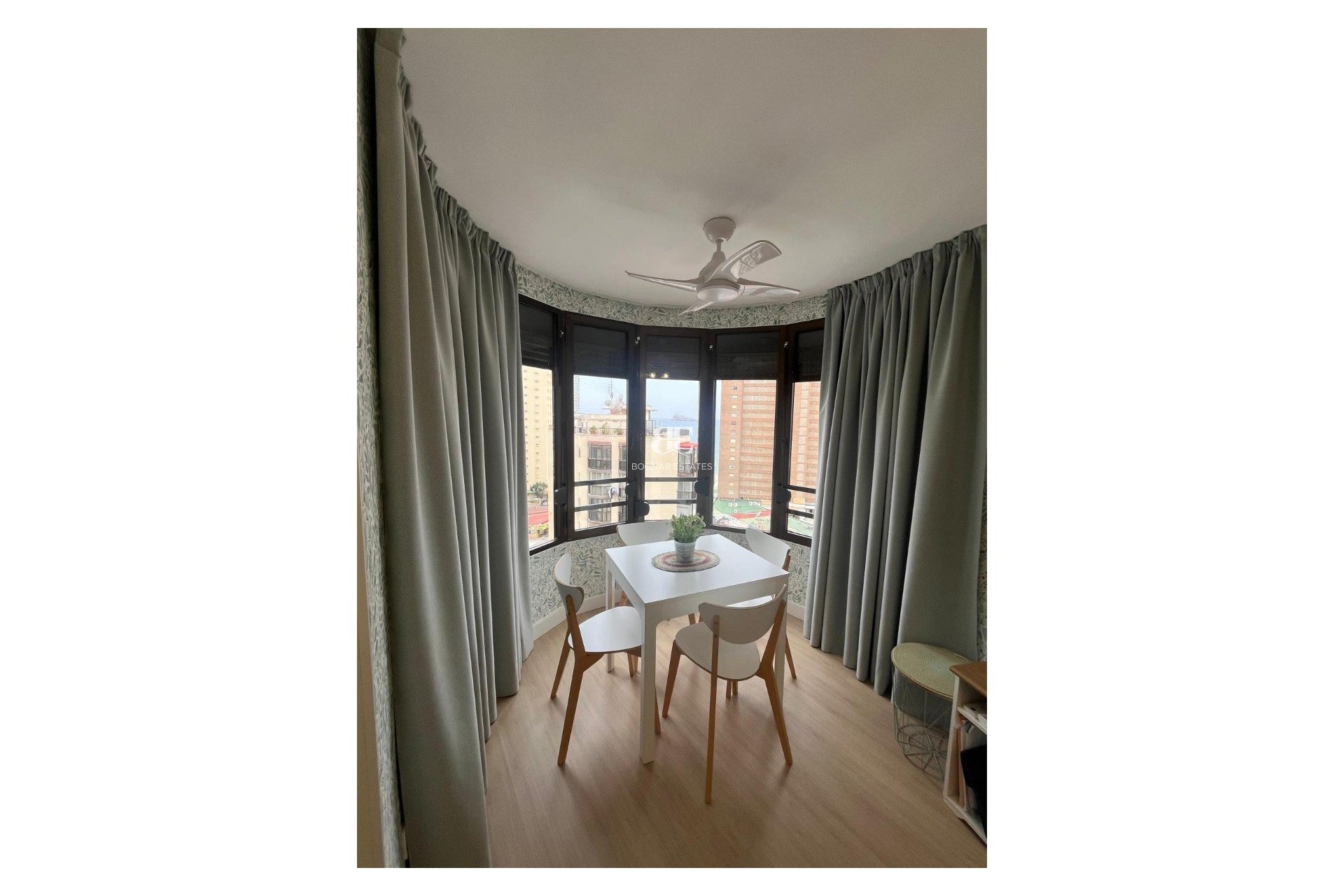 Herverkoop - apartment -
Benidorm - Levante