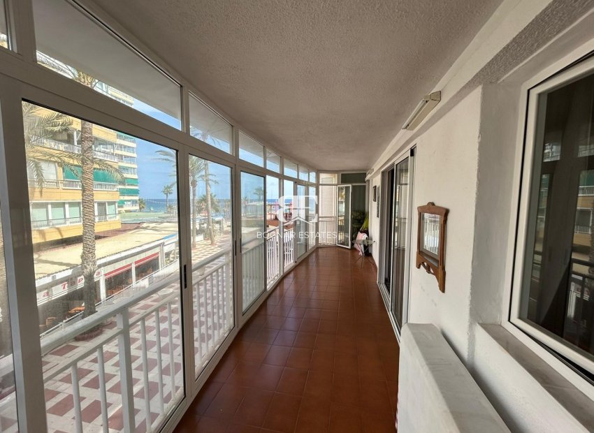 Herverkoop - apartment -
Benidorm - Levante