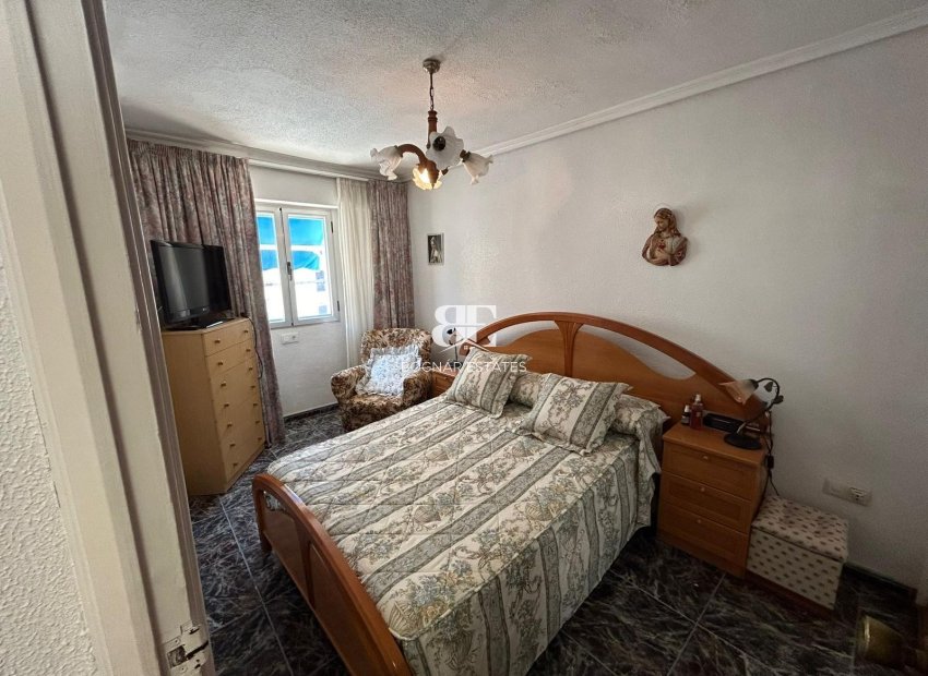Herverkoop - apartment -
Benidorm - Levante