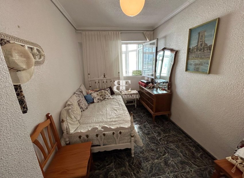 Herverkoop - apartment -
Benidorm - Levante