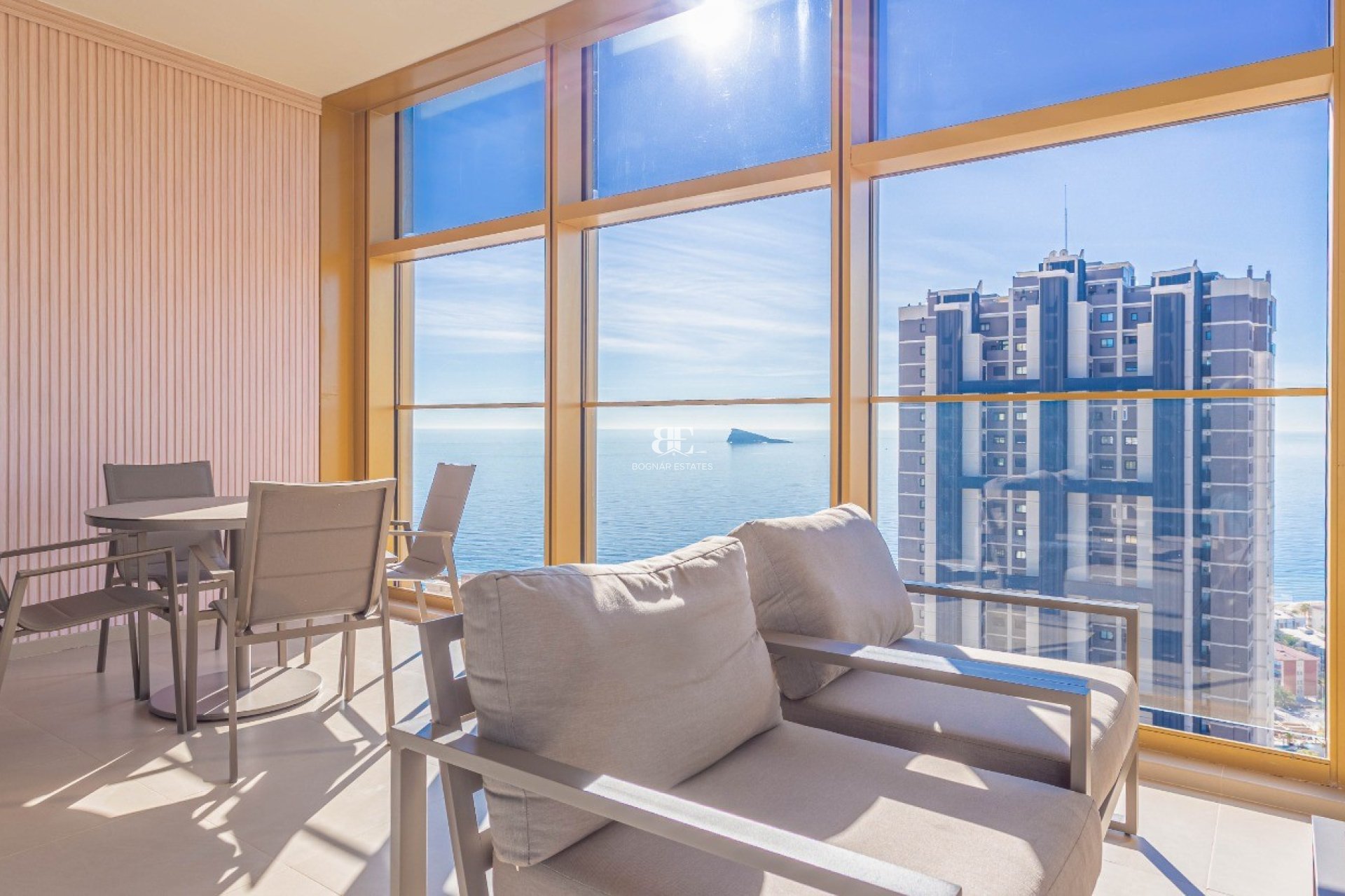 Herverkoop - apartment -
Benidorm - Poniente