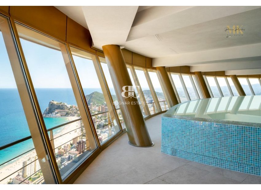 Herverkoop - apartment -
Benidorm - Poniente