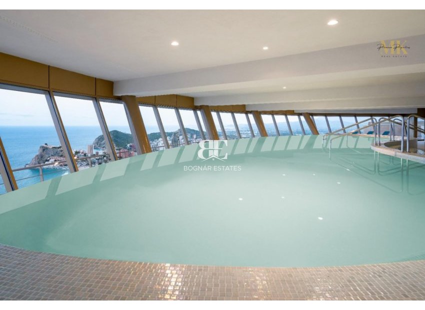 Herverkoop - apartment -
Benidorm - Poniente