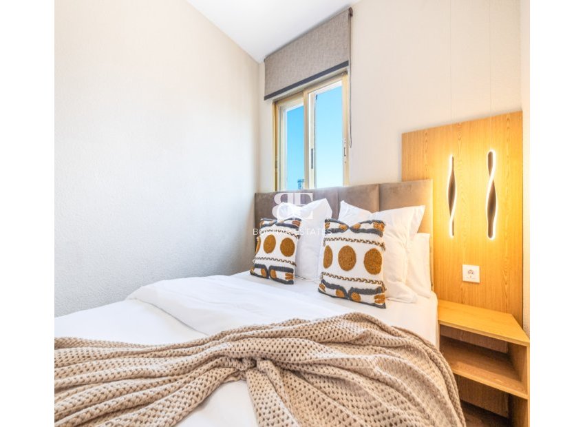Herverkoop - apartment -
Benidorm - Rincón de Loix