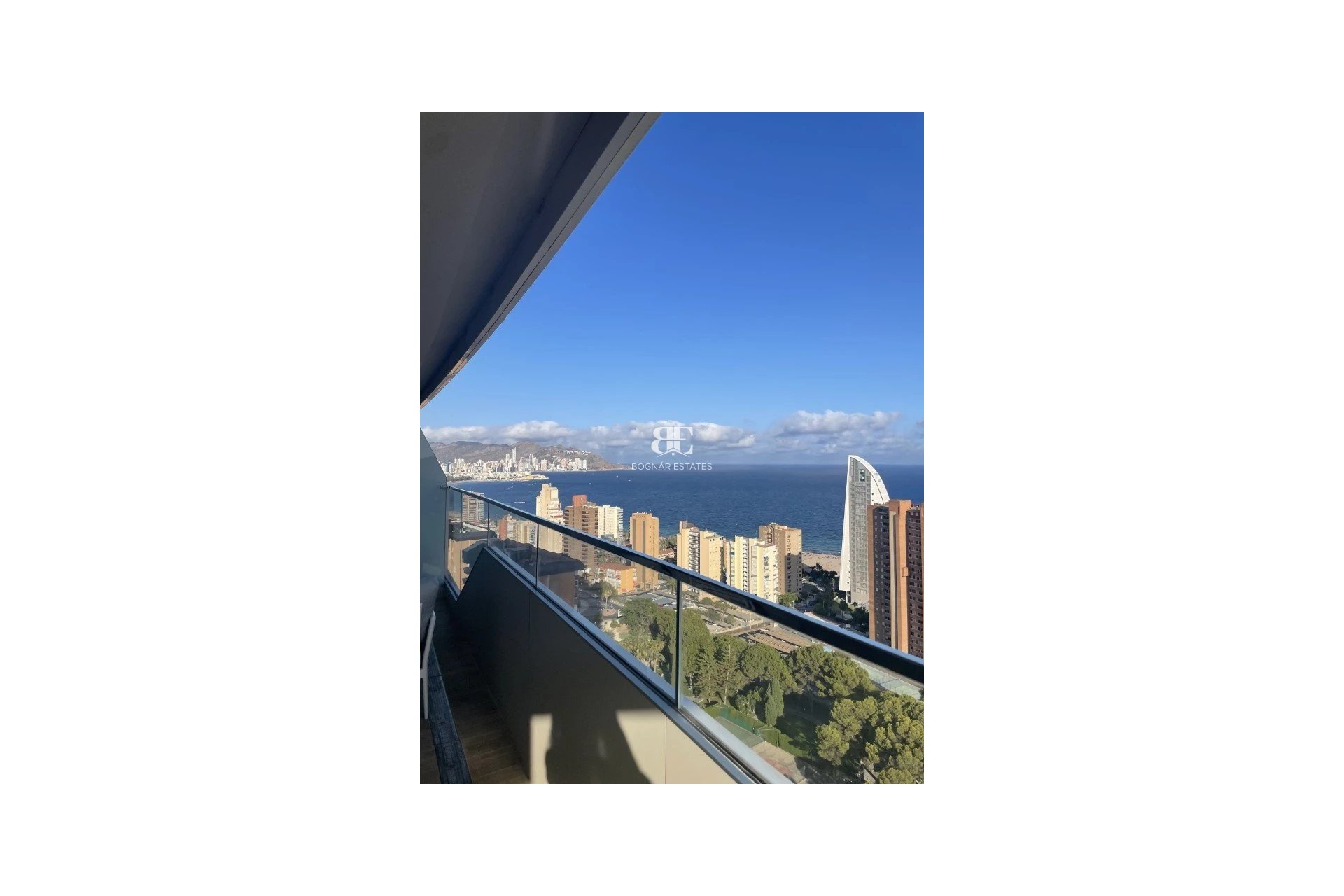 Herverkoop - apartment -
Benidorm - Zona de Poniente