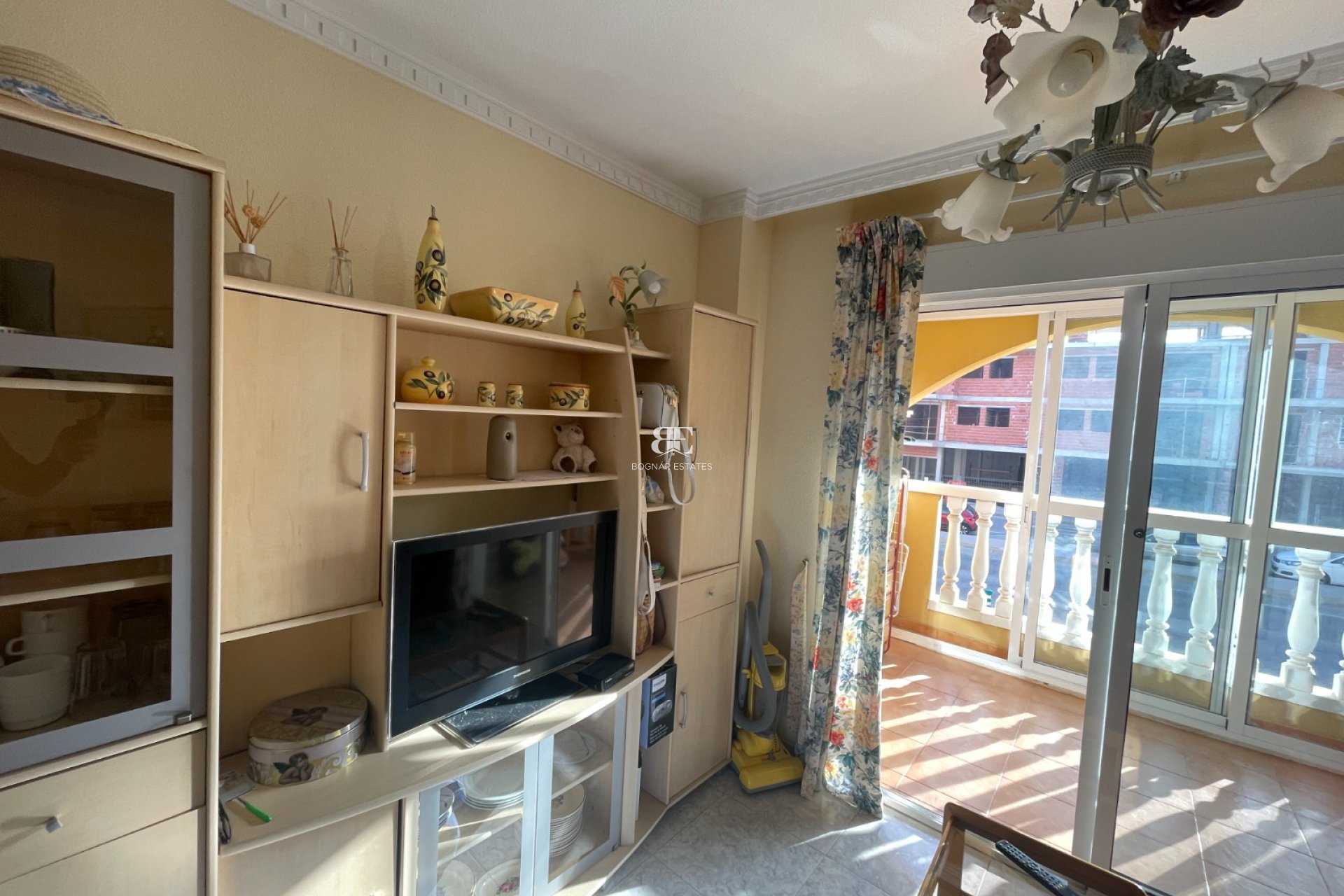 Herverkoop - apartment -
Benijofar - Center