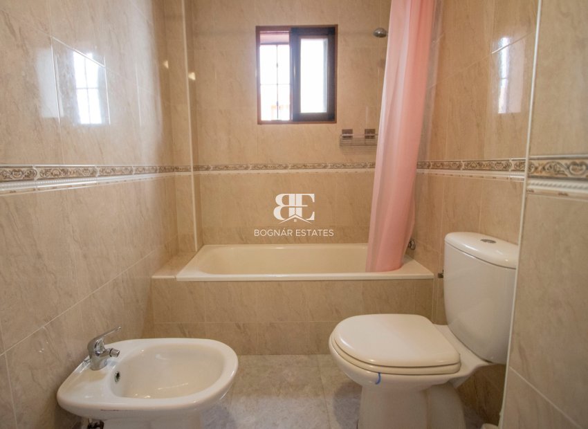 Herverkoop - apartment -
Daya Vieja