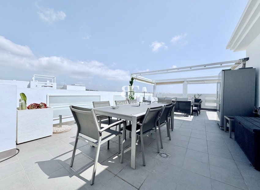 Herverkoop - apartment -
Dehesa de Campoamor - Las Ramblas