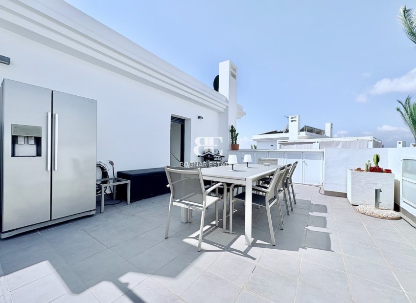 Herverkoop - apartment -
Dehesa de Campoamor - Las Ramblas